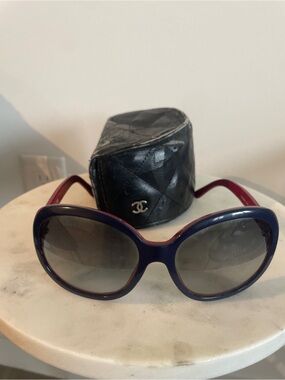 Authentic CHANEL Two-Tone Blue & Red Oversized Sunglasses with Quilted Case